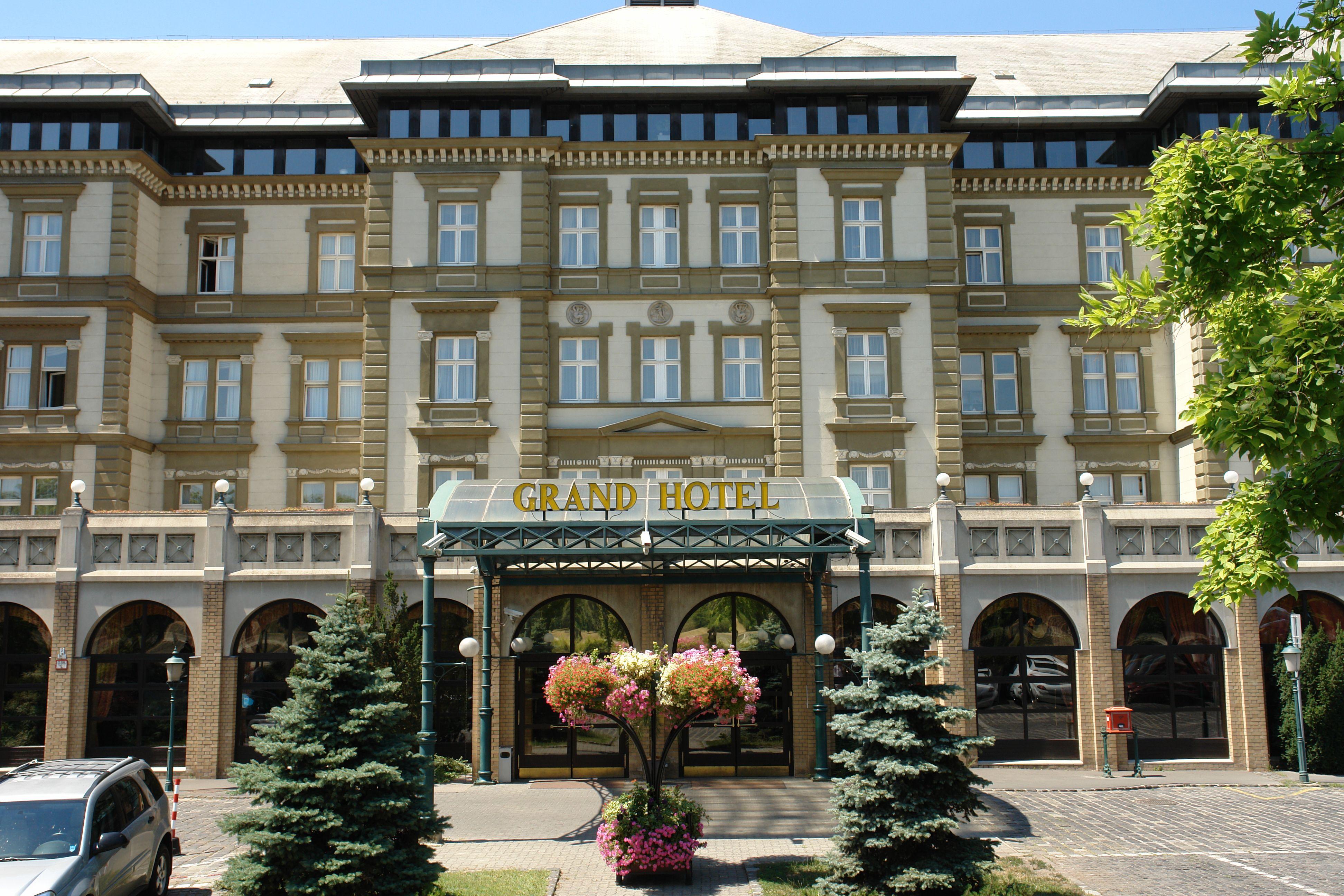 Ensana Grand Margaret Island Hotel Budapest Exterior photo